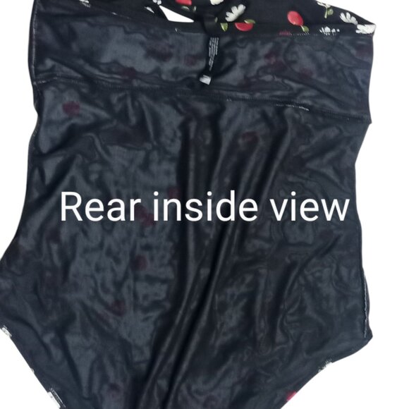 Torrid's Retro Inspired Sexy Sz 3 Black Cherry Rushed Halter One Piece Swimsuit - Picture 4 of 13